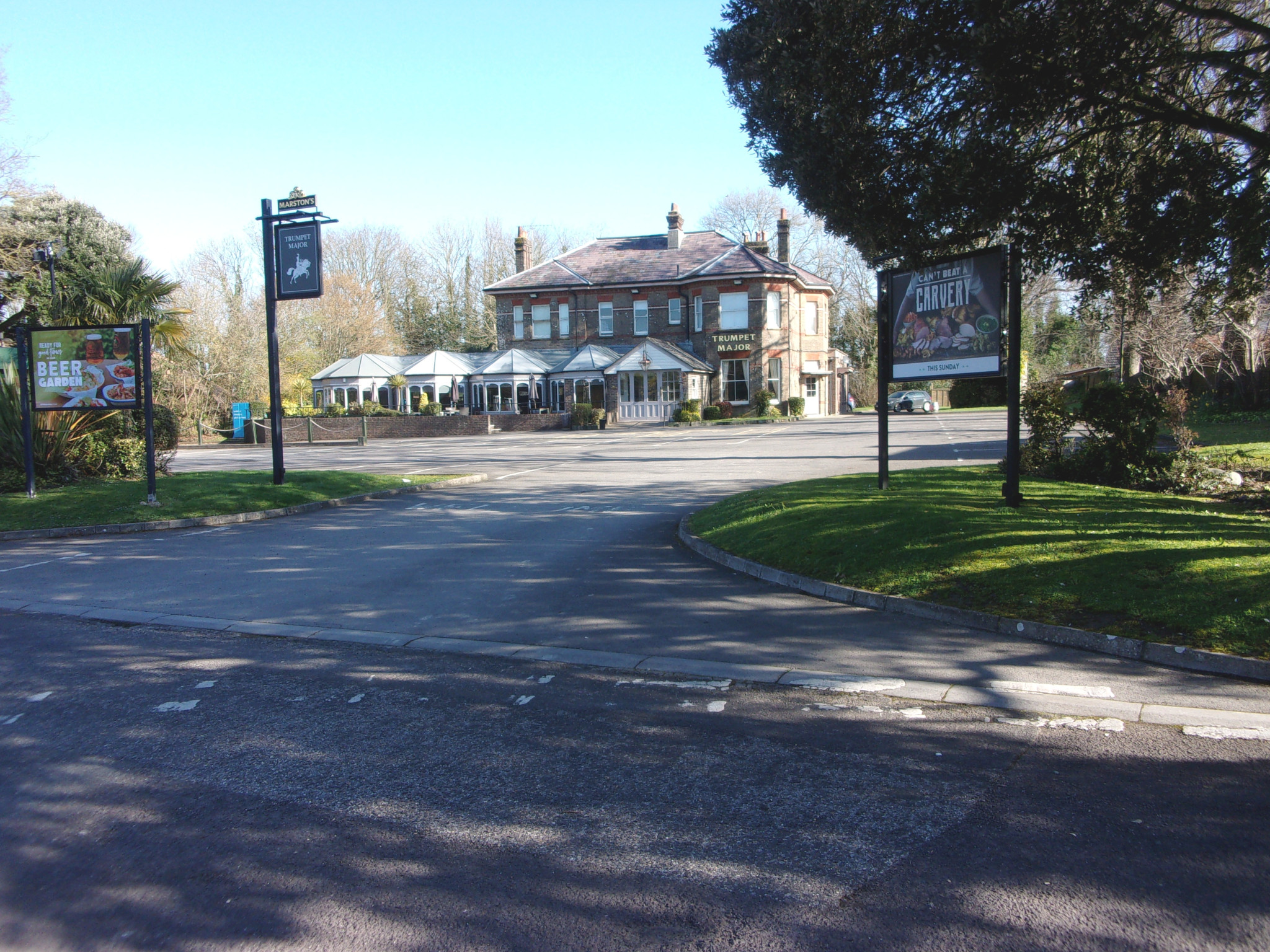 The Trumpet Major pub at Alington Avenue.