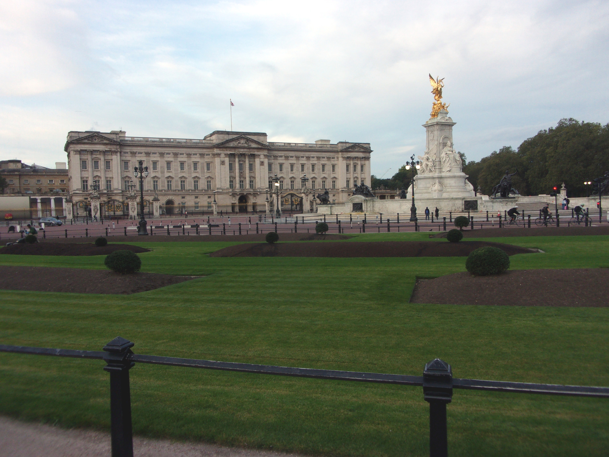 Buckingham Palace.