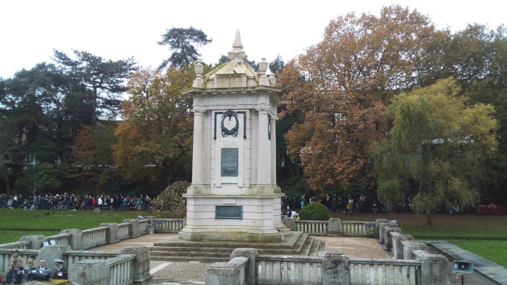 The War Memorial before the parade arrived.