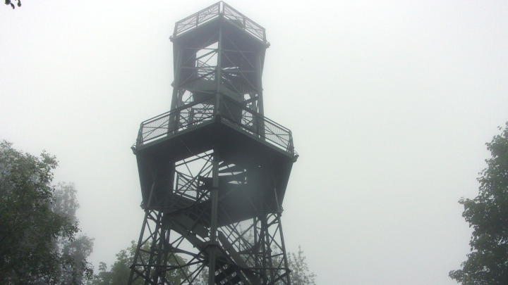 The Wilzenberg Tower in all its glory.