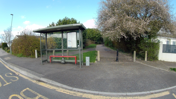 Highfield Road / Lancaster Drive junction